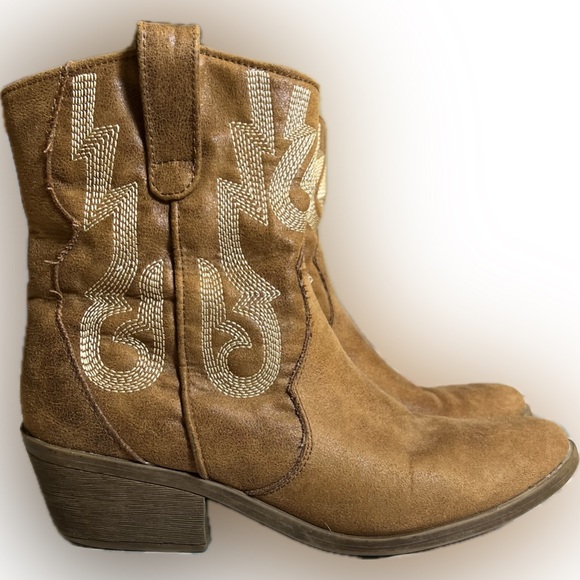 Rampage Parisa Embroidered Western Boots - Size 9M - Picture 5 of 9